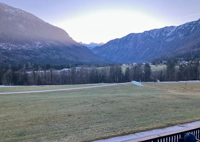 Dachstein Stueberl * 巴特奥塞