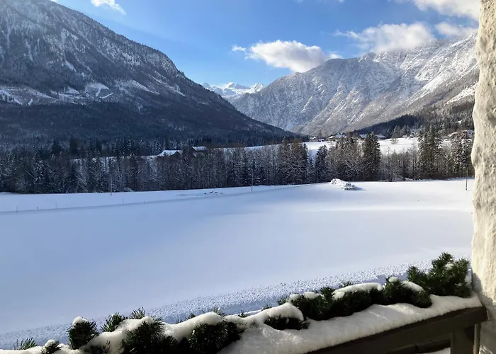 Dachstein Stueberl 公寓 *